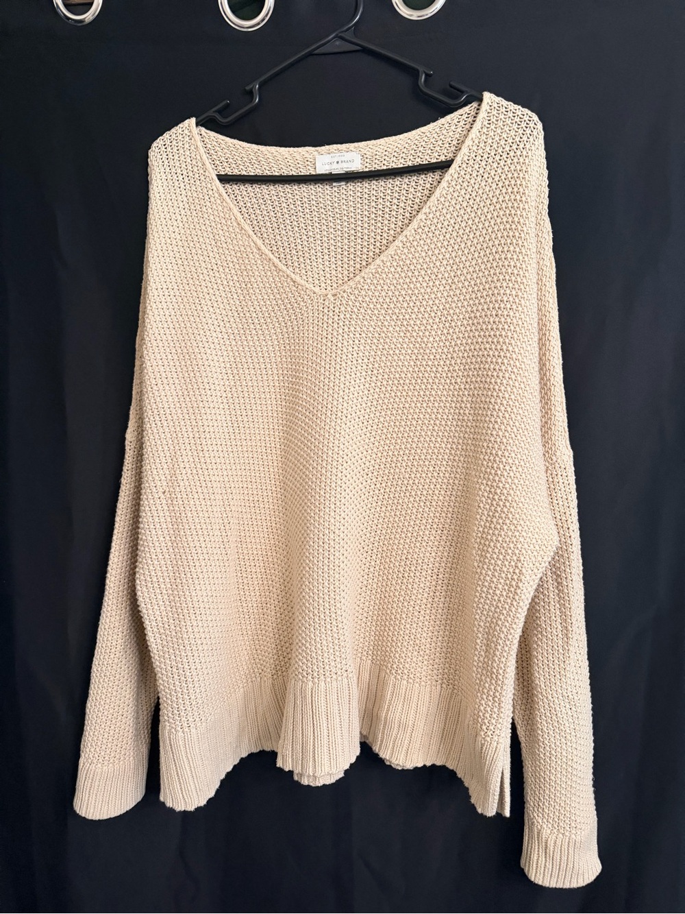 Lucky Brand Beige V-Neck Knit Sweater XL